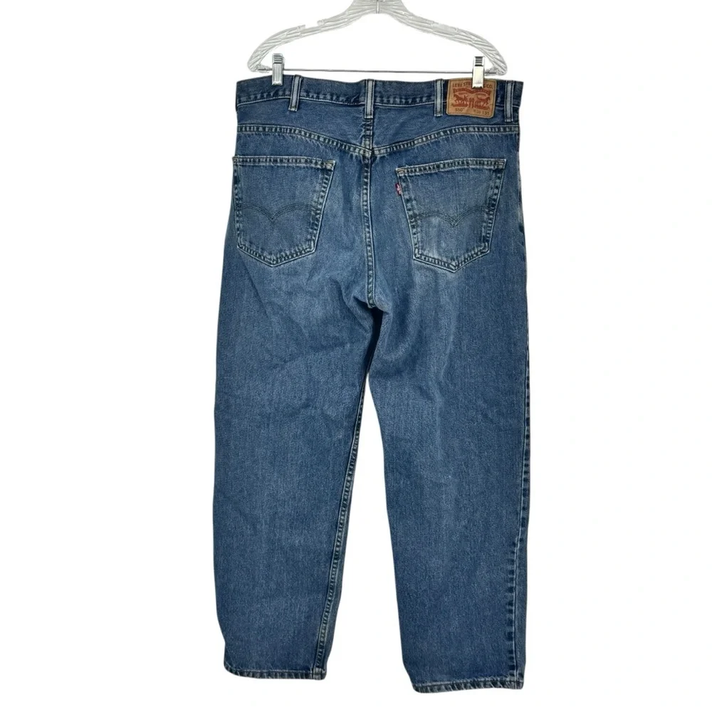 Men’s Levi’s Size 38 x 30 Blue 100% Cotton 550 Jeans